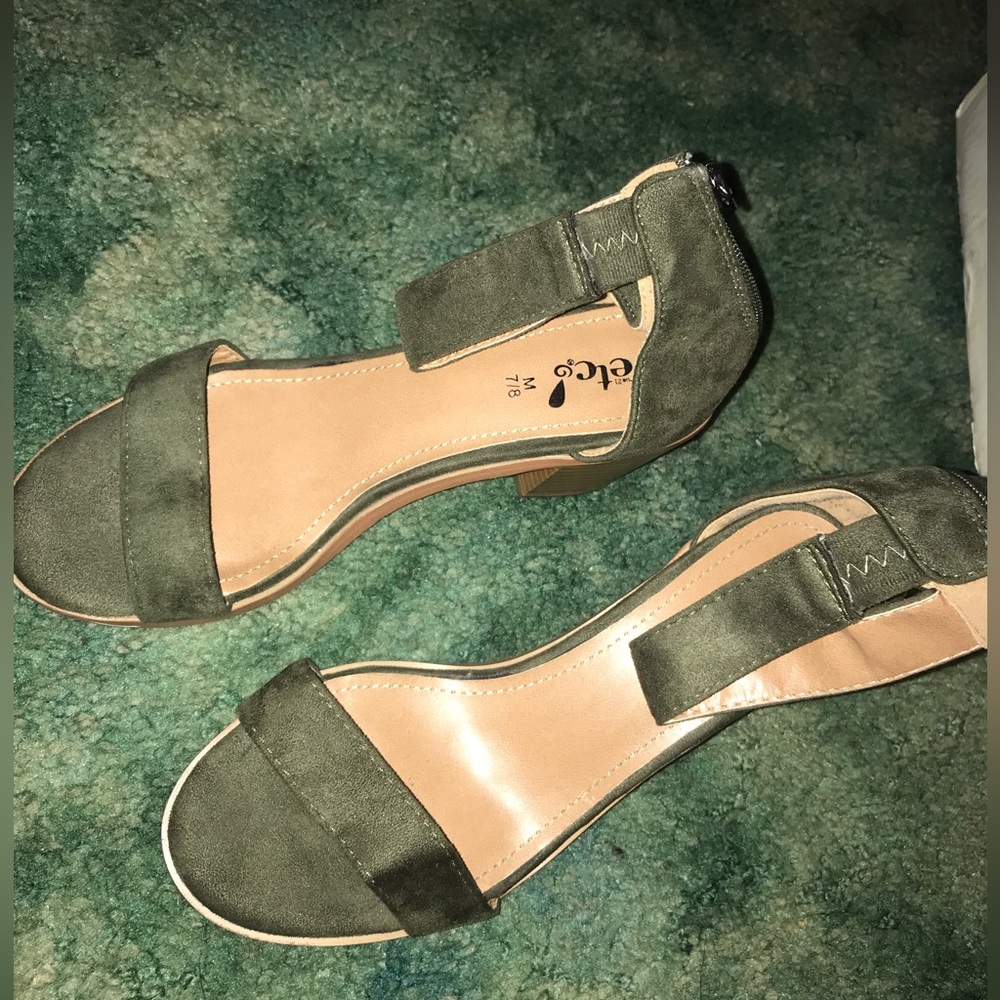 Heel sandals